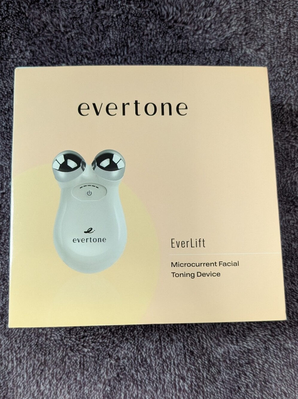 EverTone EverLift Microcurrent Facial Toning Device + FREE EverGlow Serum